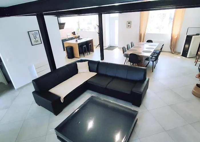 Casa vacanze Le Temple Damouzy